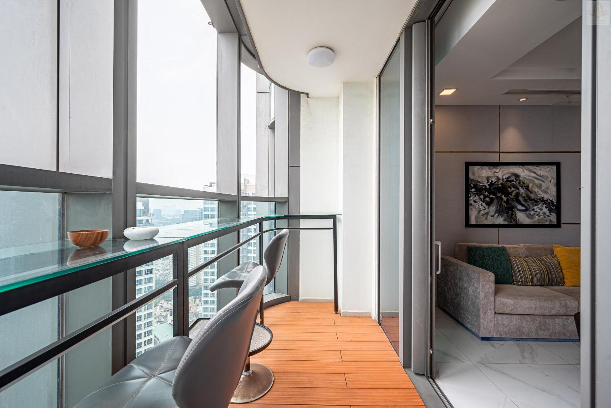 The Landmark 81 Riverside Resident